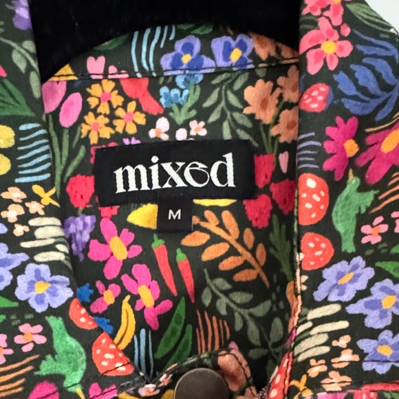 Colorful Floral Short-Sleeve Jumpsuit - Picture 2 of 5